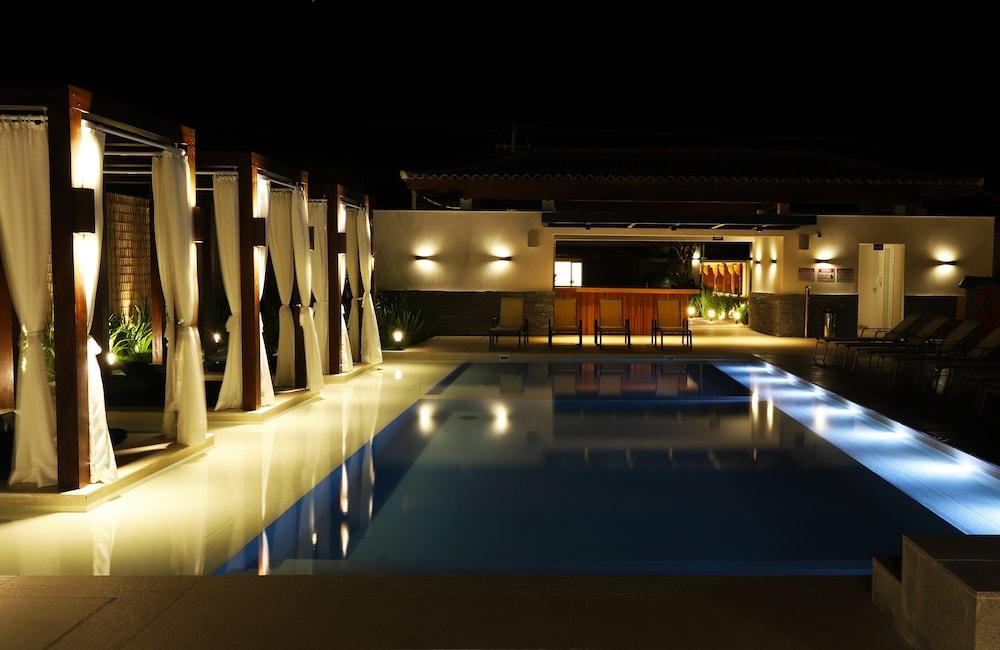Arete Hotel 4*